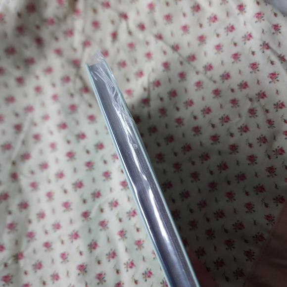 Perfect by Marc Jacobs soft notebook - Picture 4 of 5